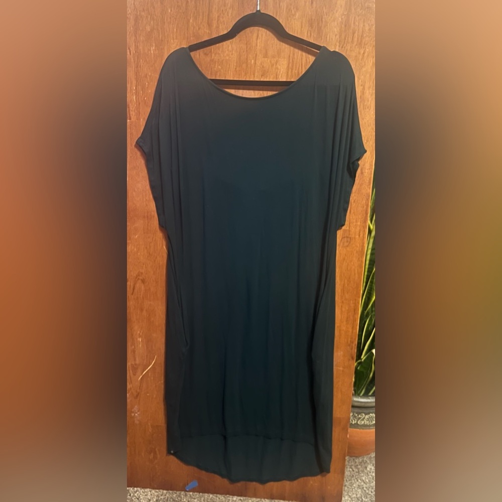 Universal Standard sz M Dark Green High Low Dress